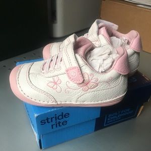 Girls Stride Rite Soft Motion Bambi Sneaker